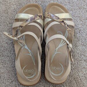 Abeo Sandals, color tan, size 7